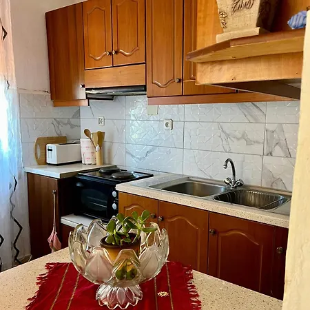 아파트 Liza's Lukovë